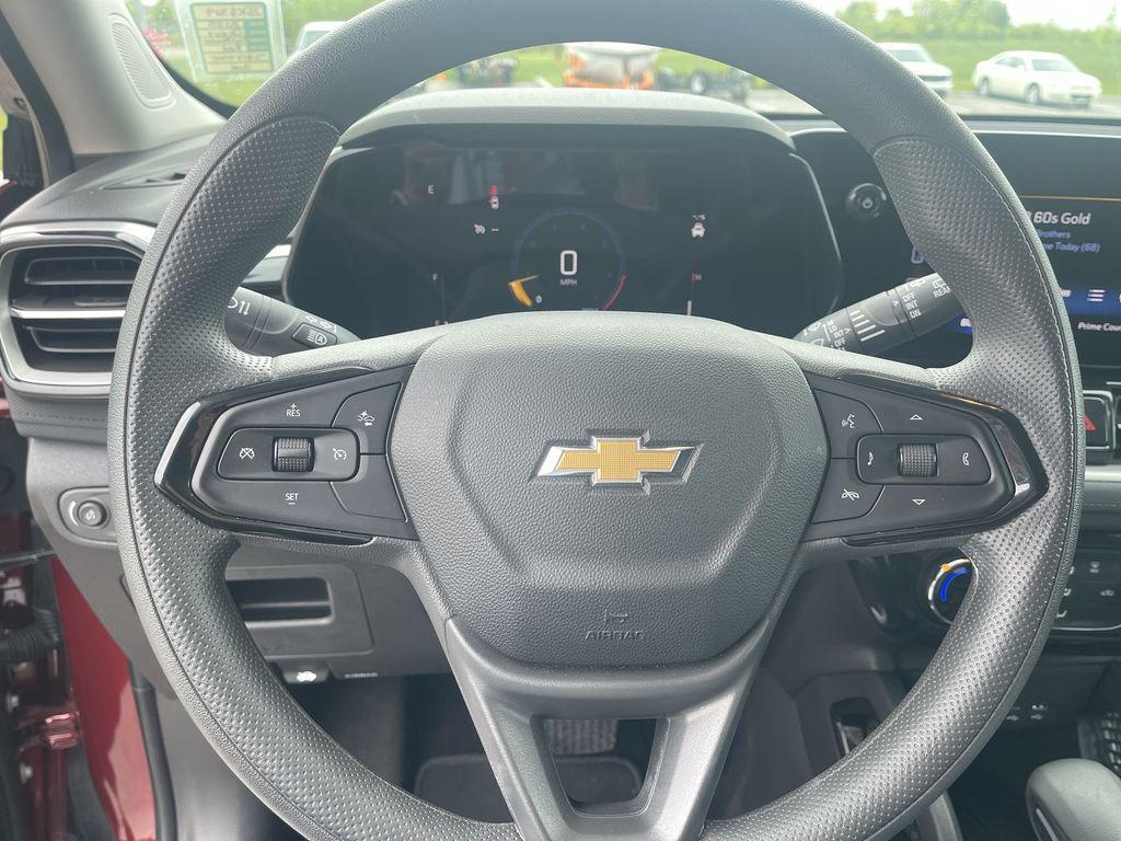 used 2025 Chevrolet TrailBlazer car, priced at $23,398