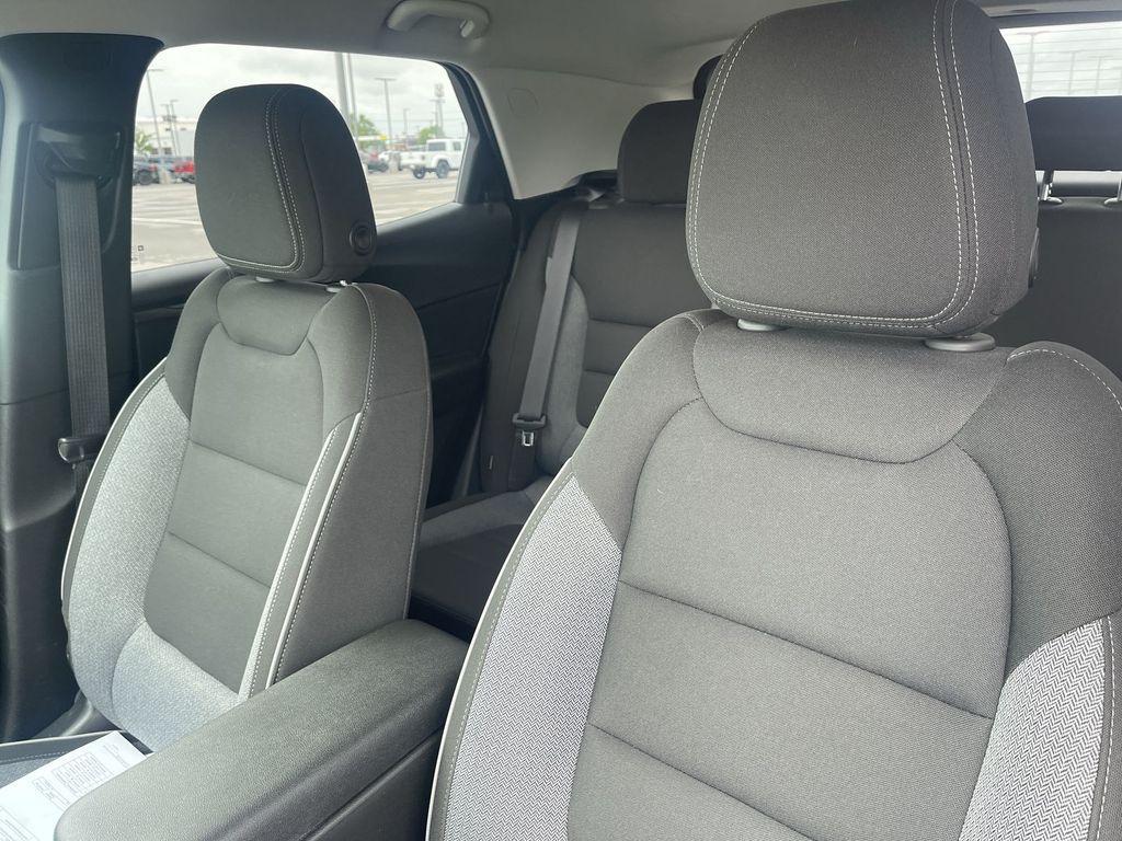 used 2025 Chevrolet TrailBlazer car, priced at $23,398