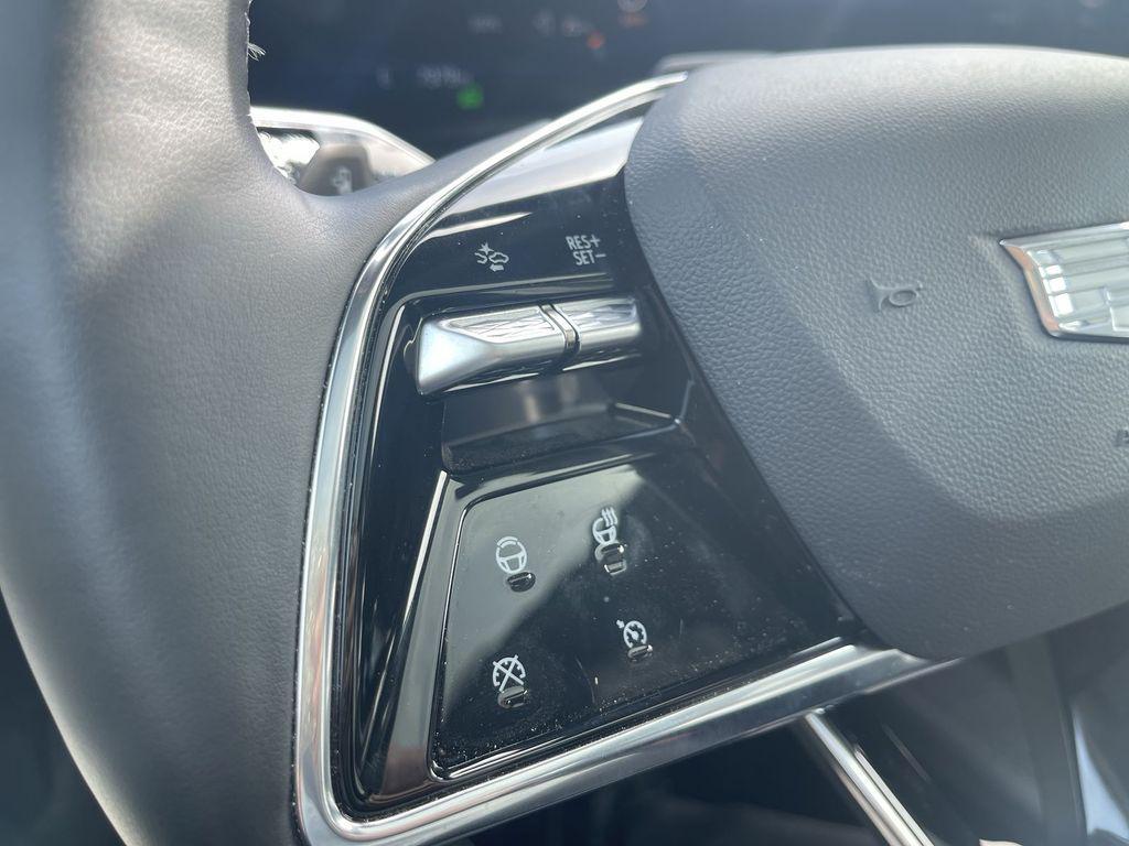 used 2025 Cadillac OPTIQ car, priced at $44,255