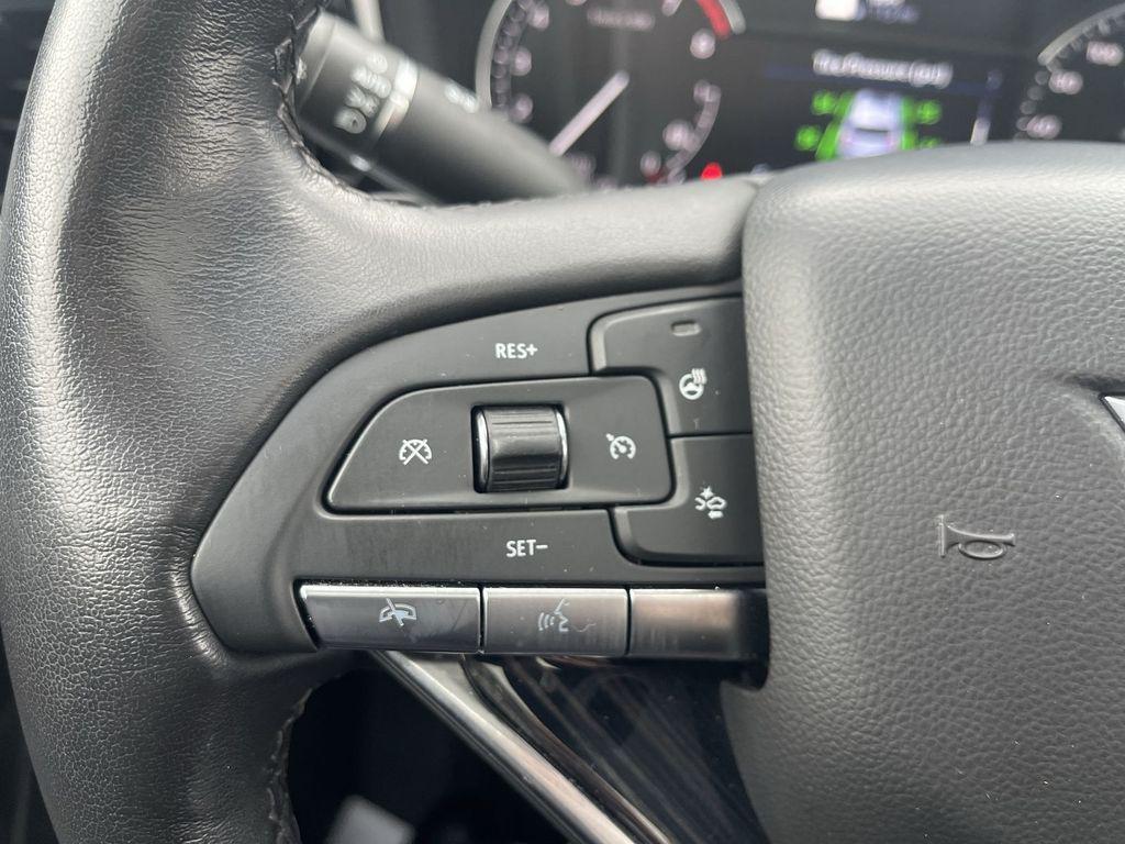 used 2023 Cadillac XT6 car, priced at $36,800