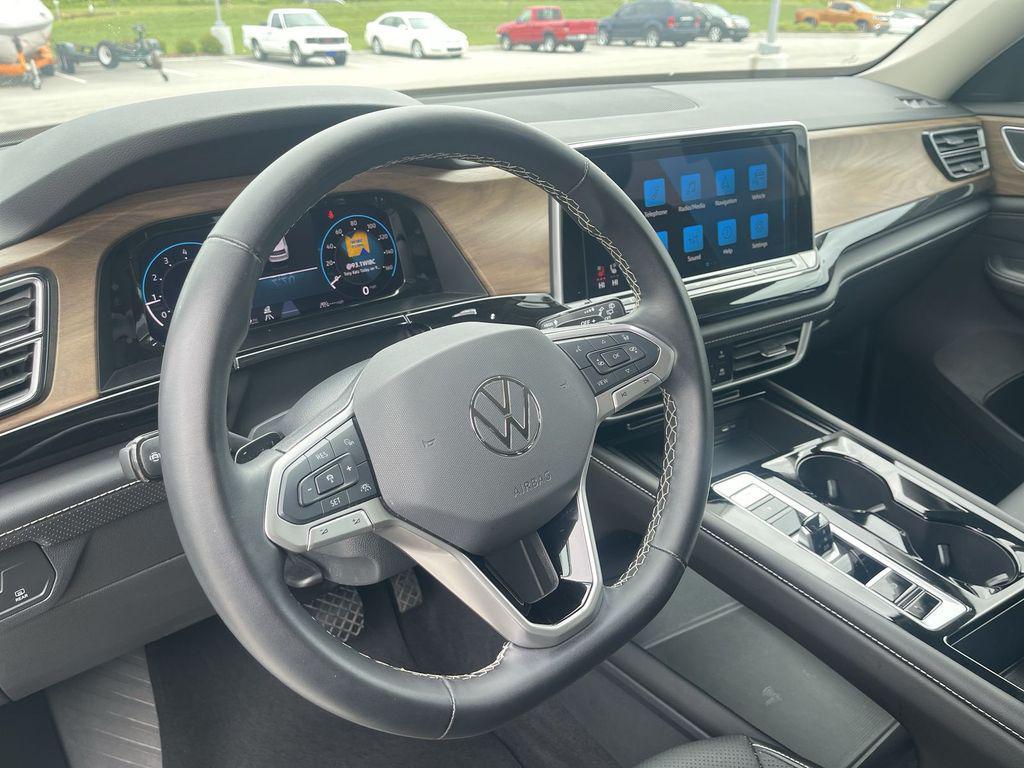 used 2025 Volkswagen Atlas car, priced at $29,834