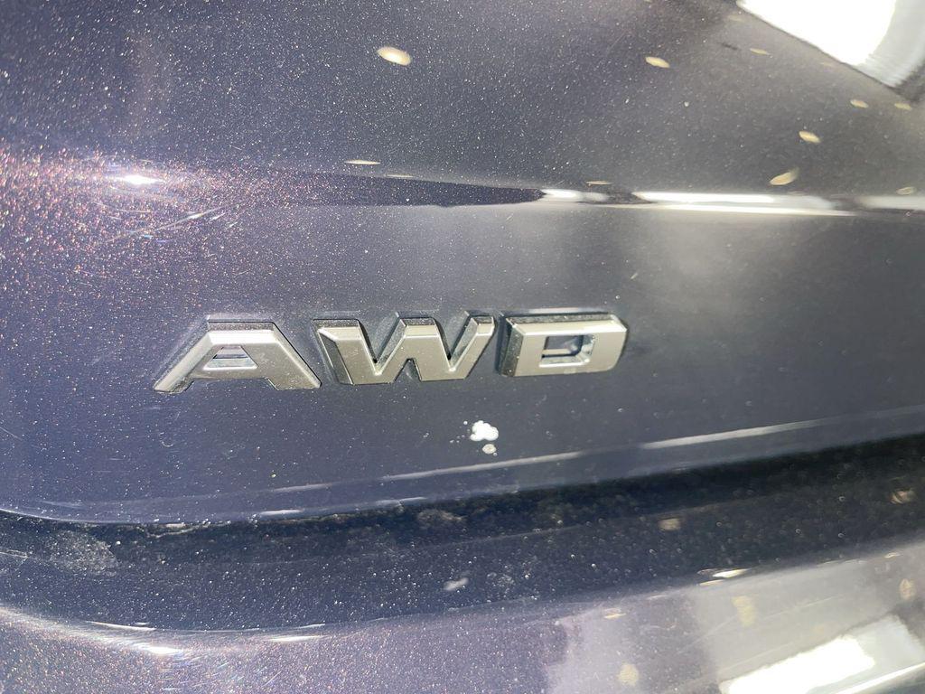 used 2024 Cadillac XT6 car, priced at $44,668