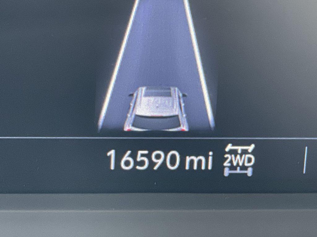 used 2024 Cadillac XT6 car, priced at $44,668