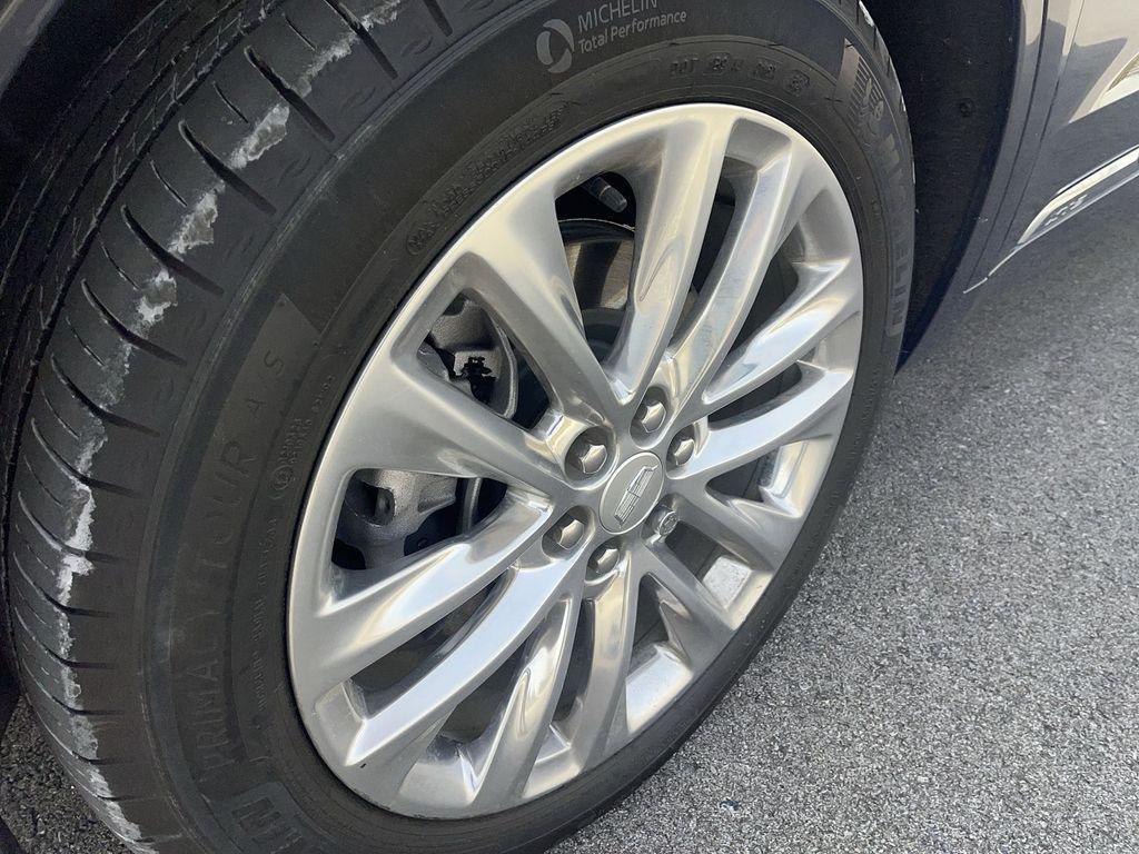 used 2024 Cadillac XT6 car, priced at $44,668