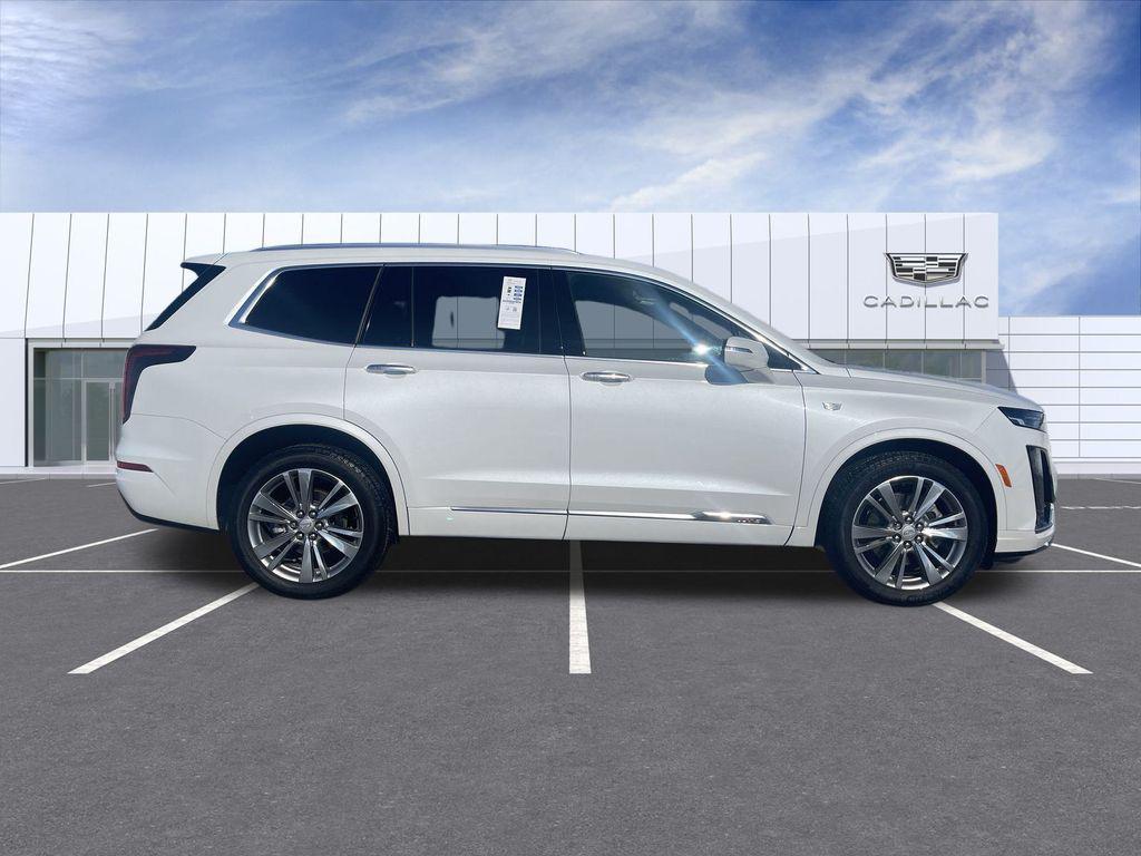 used 2024 Cadillac XT6 car, priced at $47,089