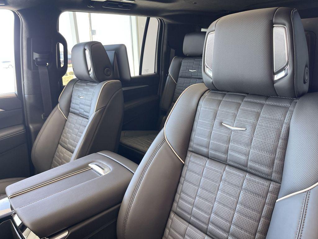 new 2026 Cadillac Escalade ESV car