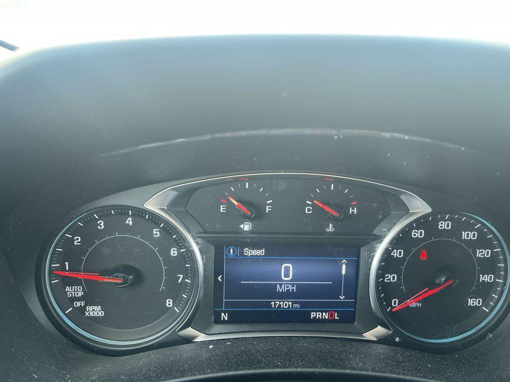 used 2024 Chevrolet Equinox car, priced at $24,399