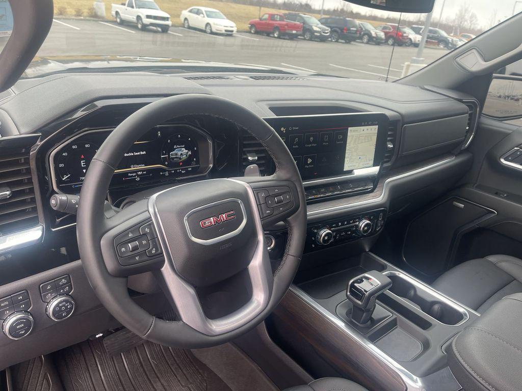 used 2025 GMC Sierra 1500 car, priced at $52,155