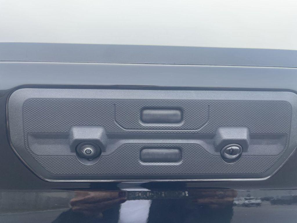 used 2025 GMC Sierra 1500 car, priced at $52,155