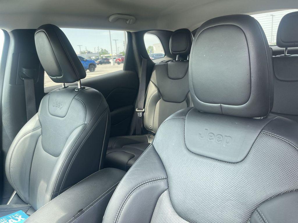 used 2019 Jeep Cherokee car, priced at $20,049