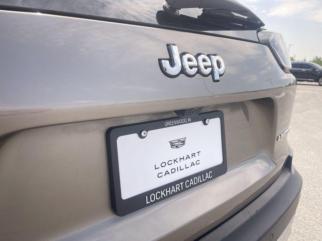 used 2019 Jeep Cherokee car, priced at $20,049