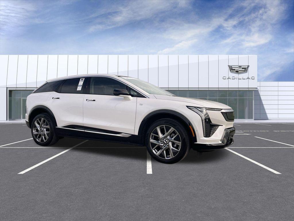 used 2025 Cadillac OPTIQ car, priced at $44,034