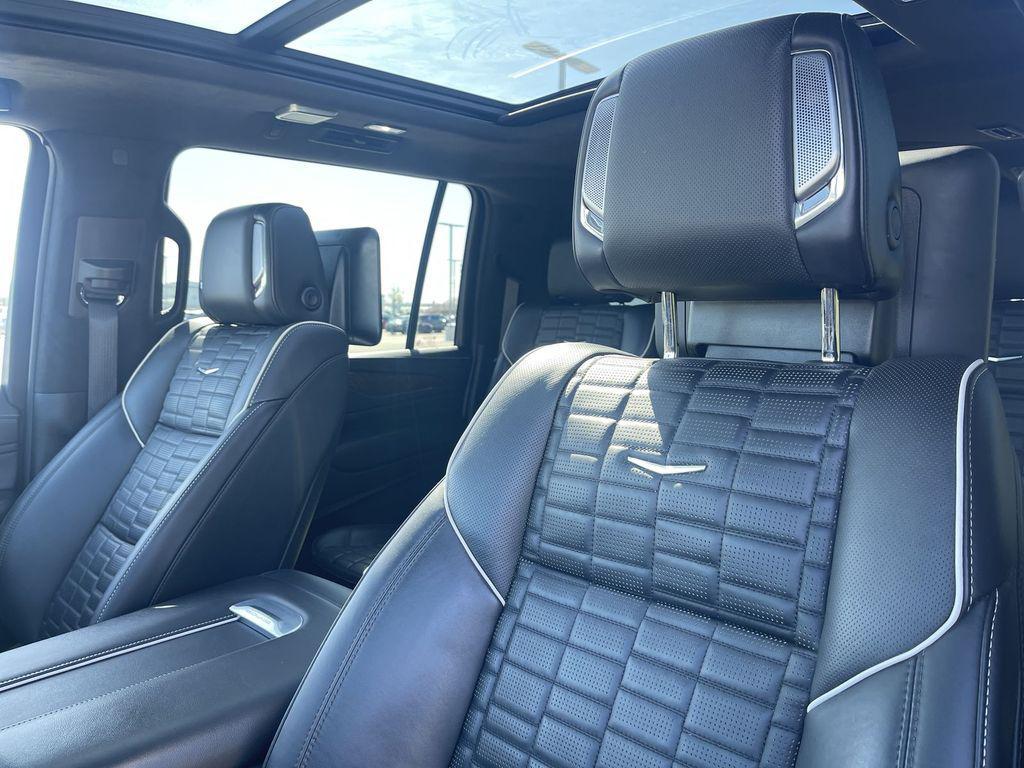 used 2023 Cadillac Escalade ESV car, priced at $70,500
