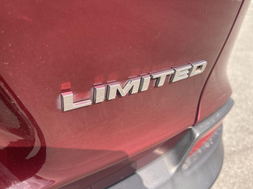 used 2019 Jeep Cherokee car, priced at $17,943