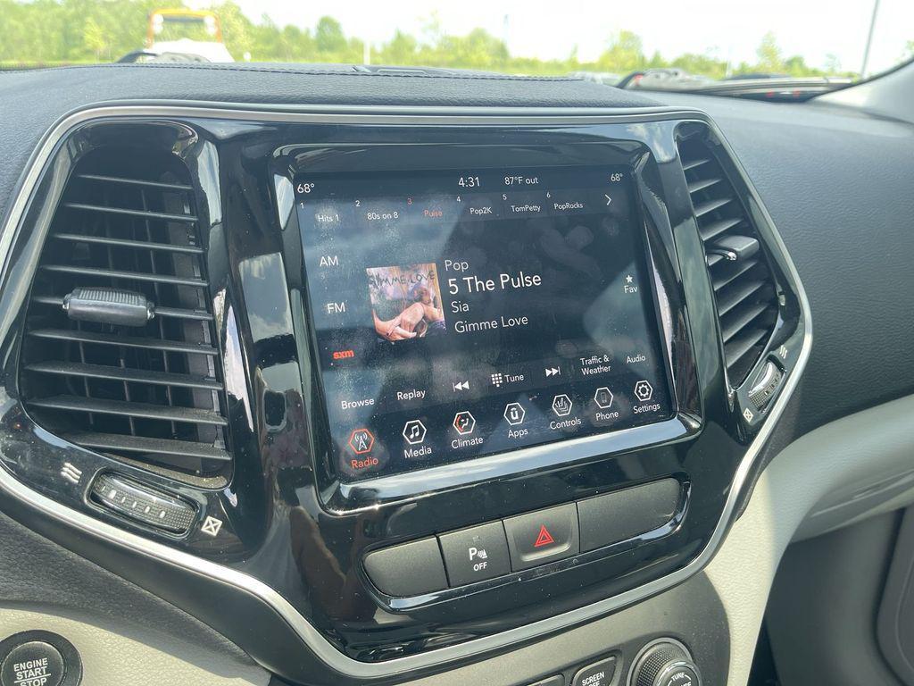 used 2019 Jeep Cherokee car, priced at $17,943