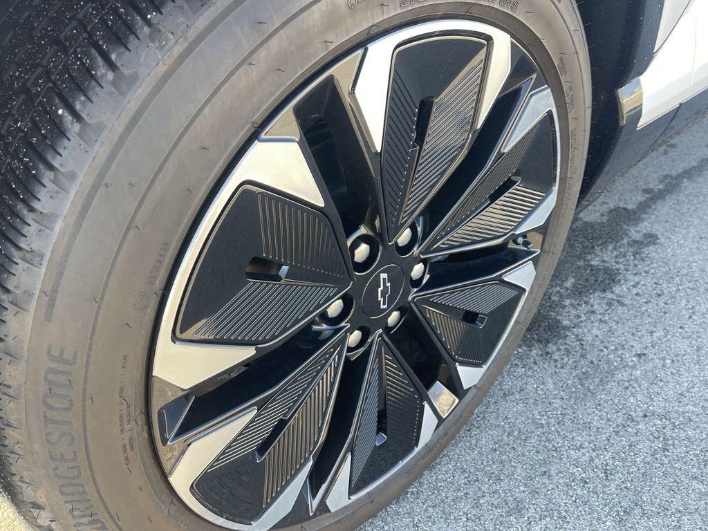 used 2025 Chevrolet Blazer EV car, priced at $30,221