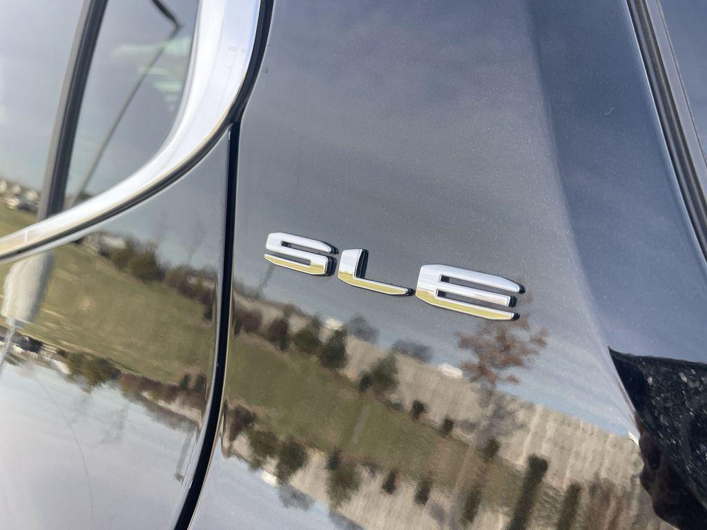 used 2023 GMC Acadia car, priced at $24,000