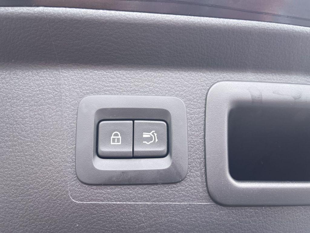 used 2025 Mazda CX-50 car, priced at $25,900