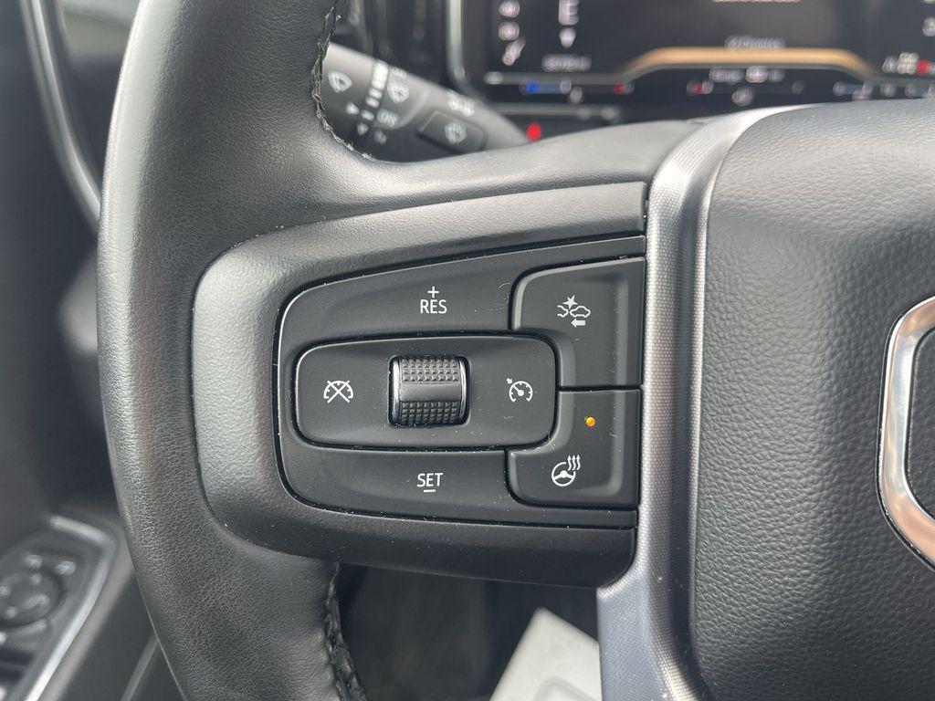 used 2023 GMC Sierra 1500 car, priced at $38,400