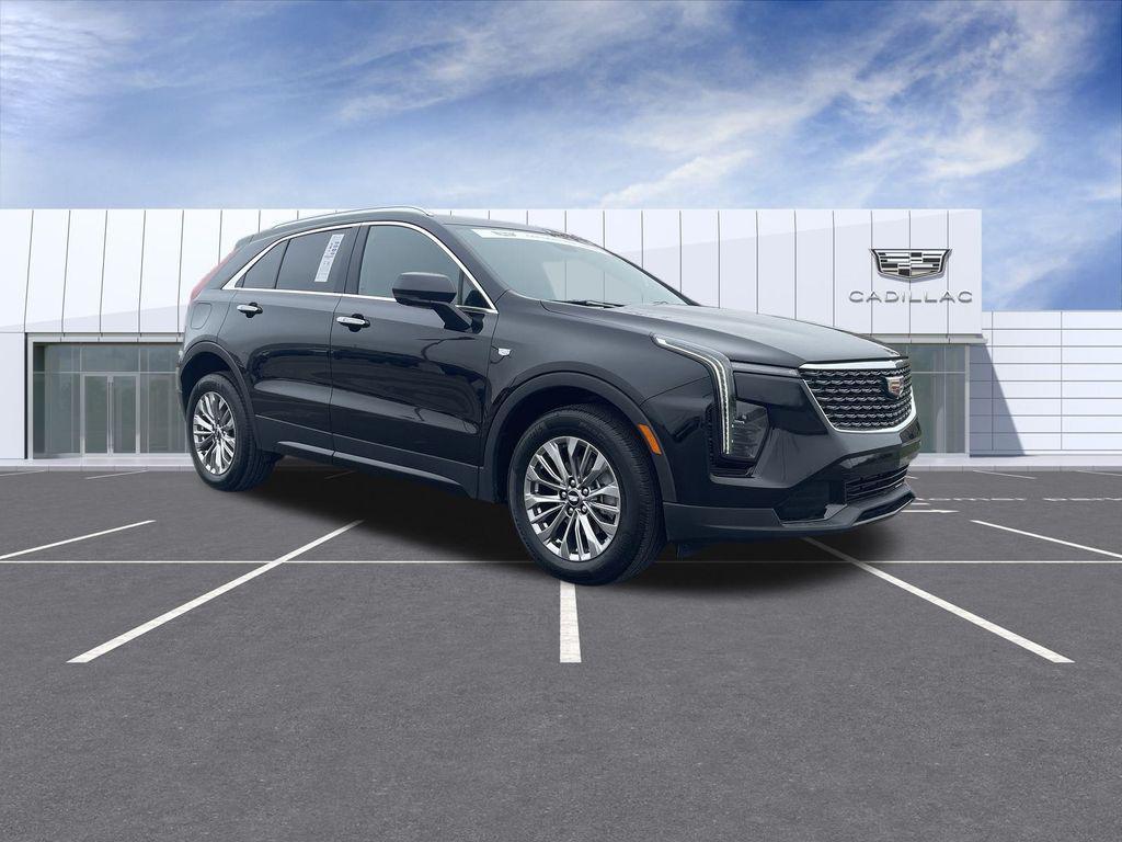 used 2025 Cadillac XT4 car, priced at $34,644