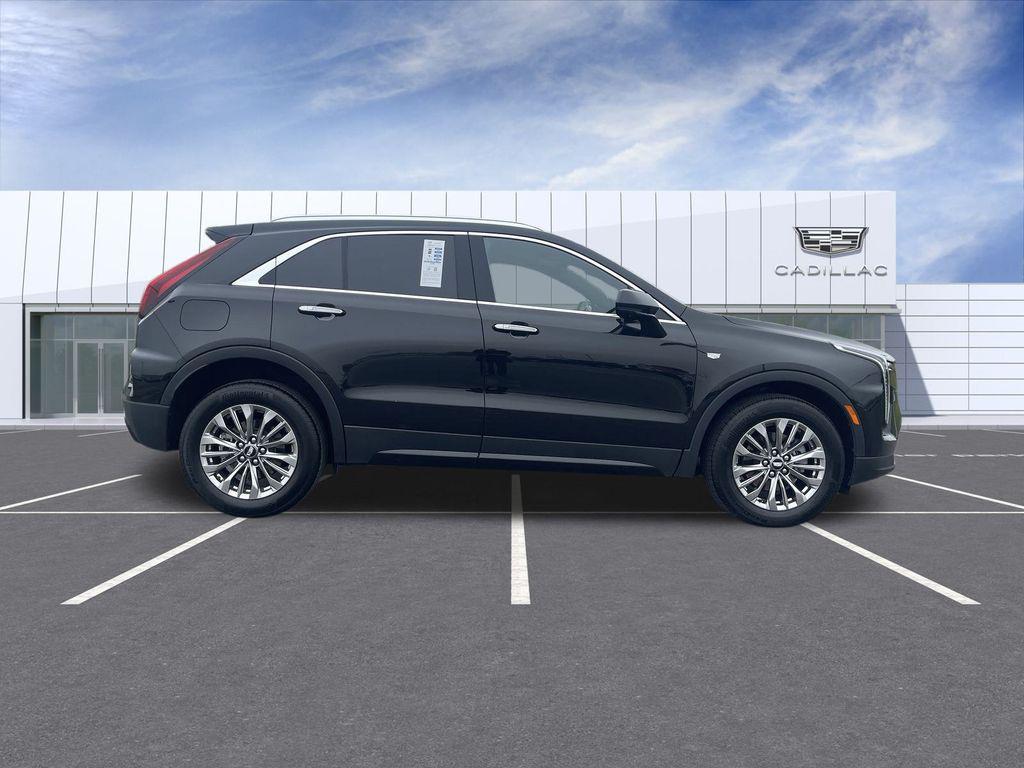 used 2025 Cadillac XT4 car, priced at $34,644