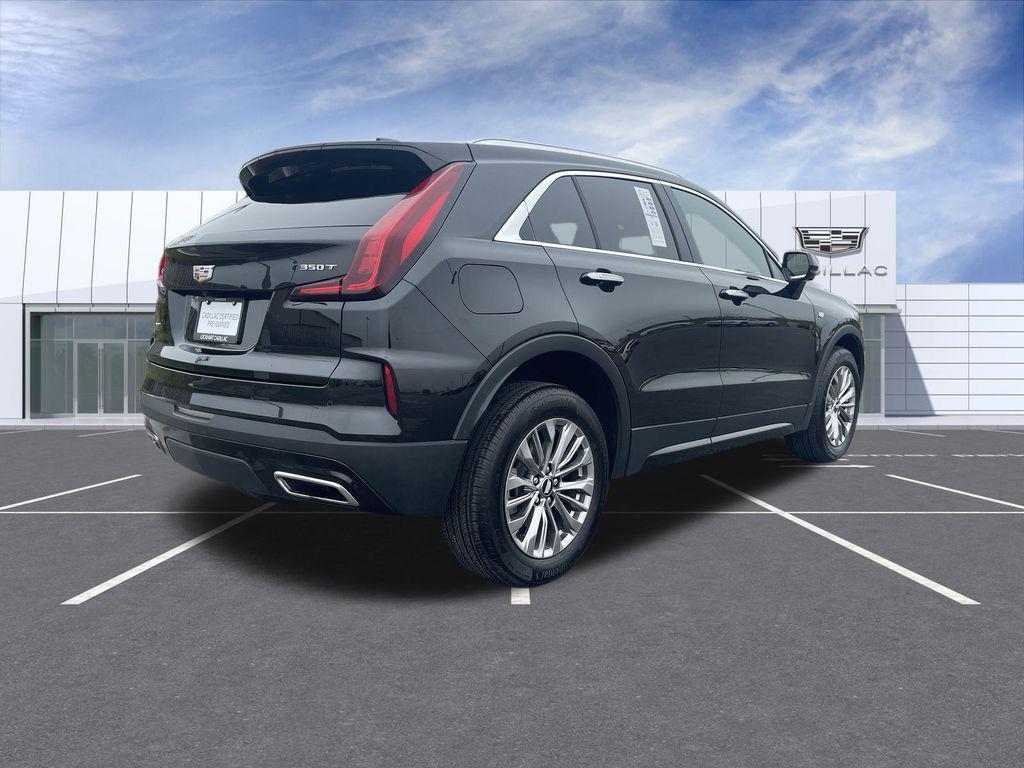 used 2025 Cadillac XT4 car, priced at $34,644