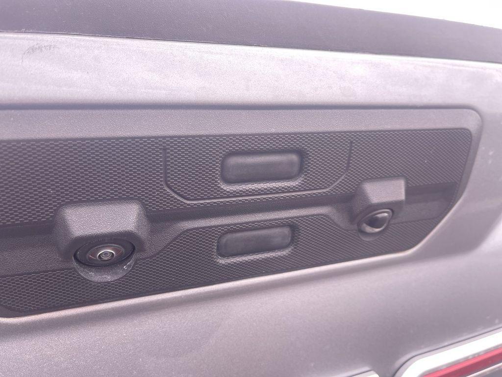 used 2025 GMC Sierra 1500 car, priced at $41,000