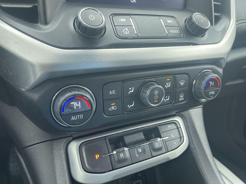 used 2023 GMC Acadia car, priced at $29,098