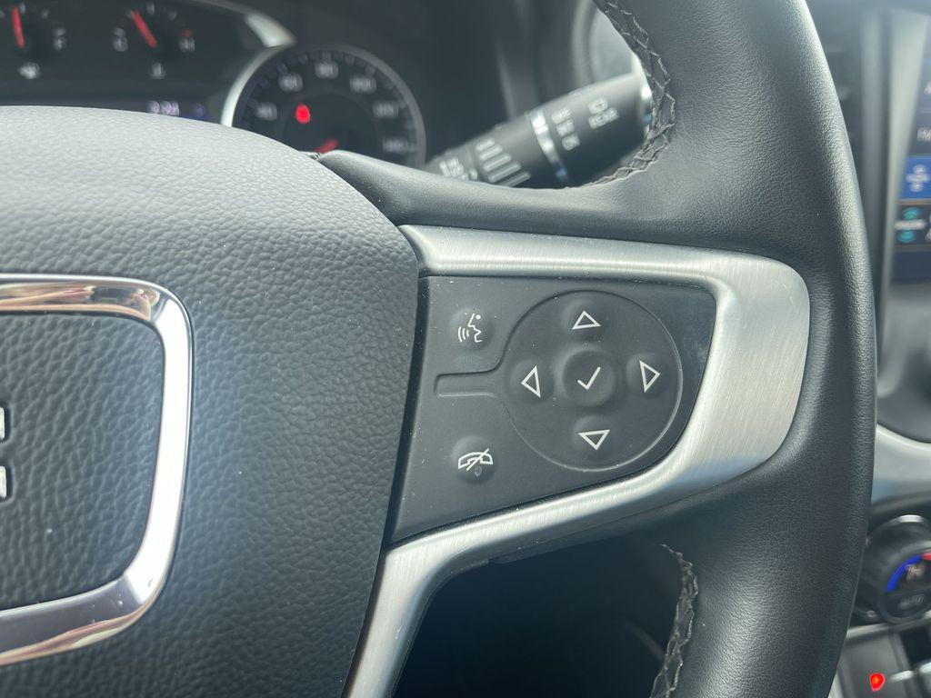 used 2023 GMC Acadia car, priced at $29,098