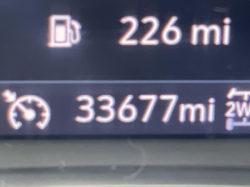 used 2023 GMC Acadia car, priced at $29,098