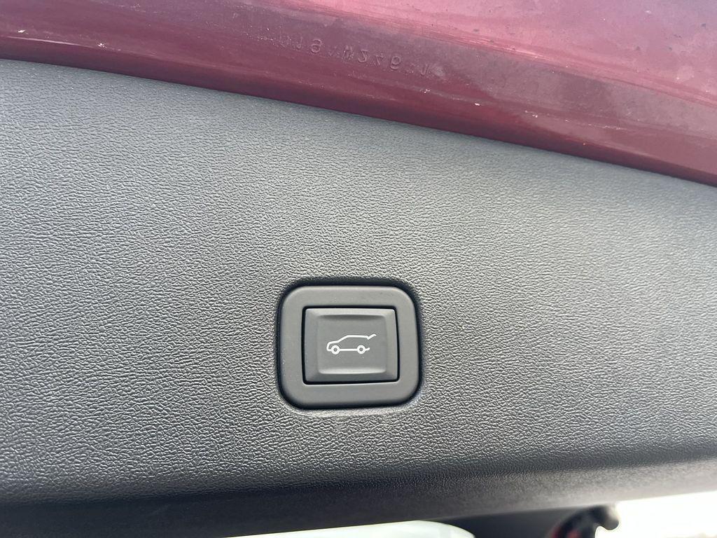 used 2025 Cadillac OPTIQ car, priced at $46,690