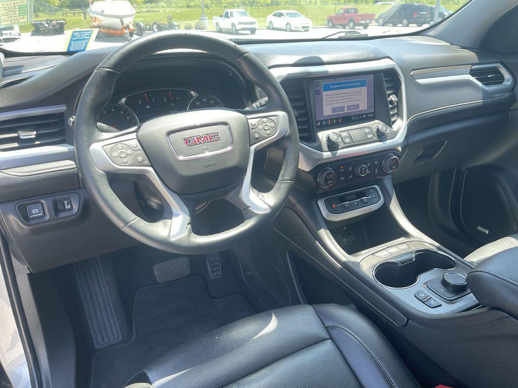 used 2023 GMC Acadia car, priced at $34,844