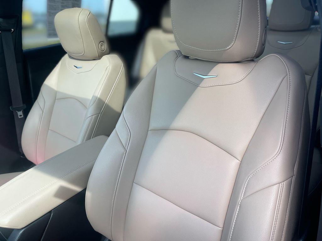 used 2024 Cadillac XT4 car, priced at $29,804