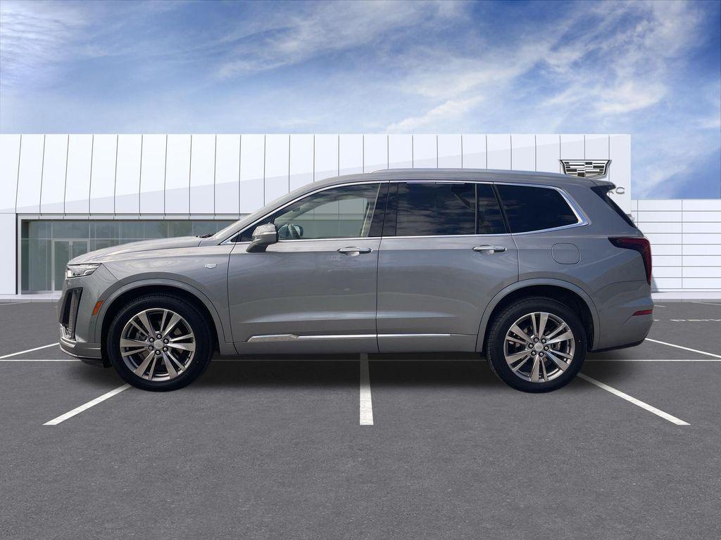 used 2023 Cadillac XT6 car, priced at $37,749