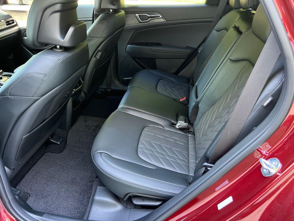 new 2025 Kia Sportage car, priced at $33,967