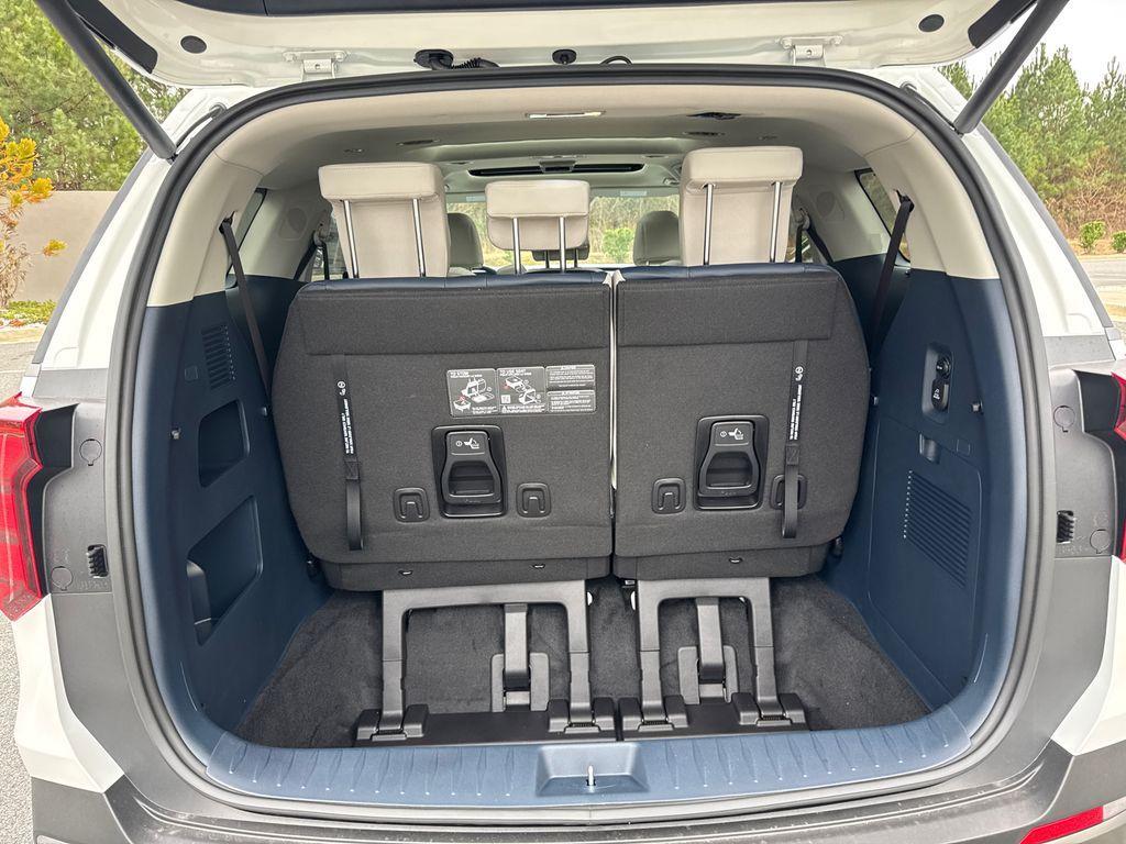 new 2026 Kia Carnival Hybrid car