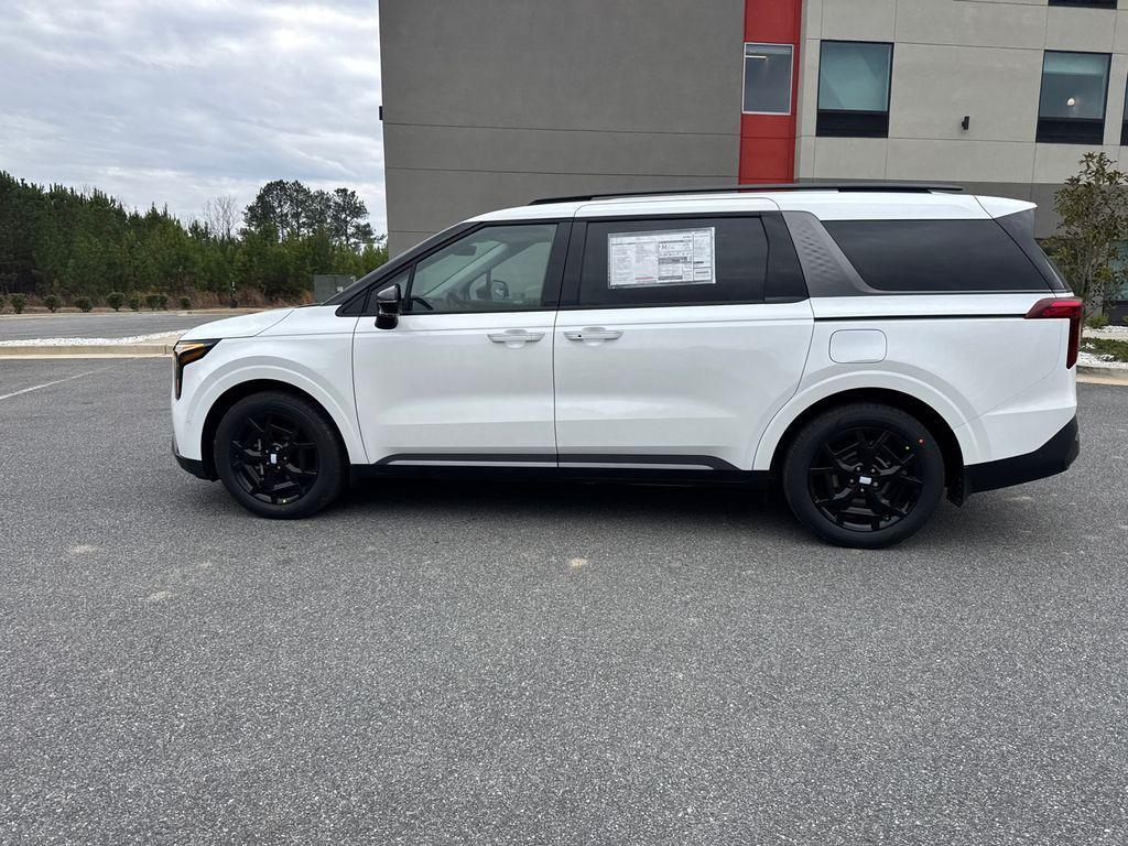 new 2026 Kia Carnival Hybrid car