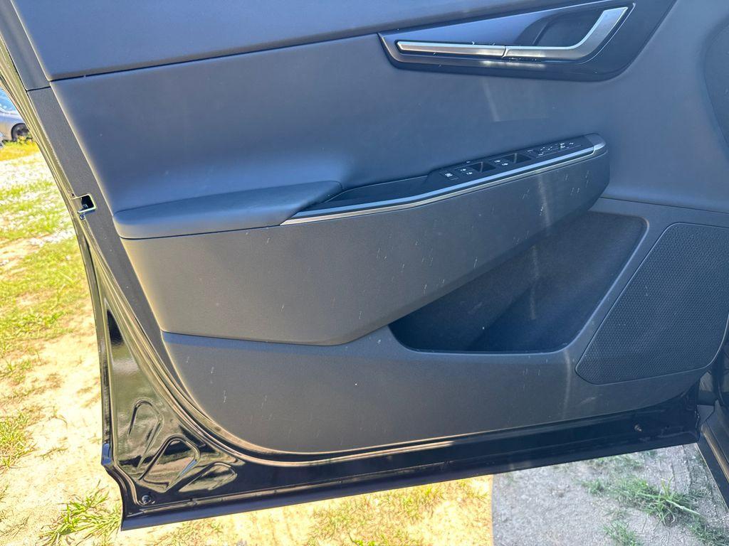 new 2025 Kia EV6 car, priced at $48,008