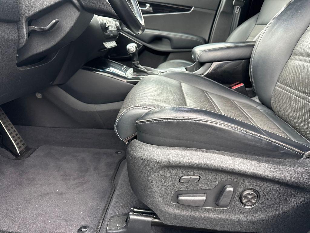used 2017 Kia Sorento car, priced at $15,898