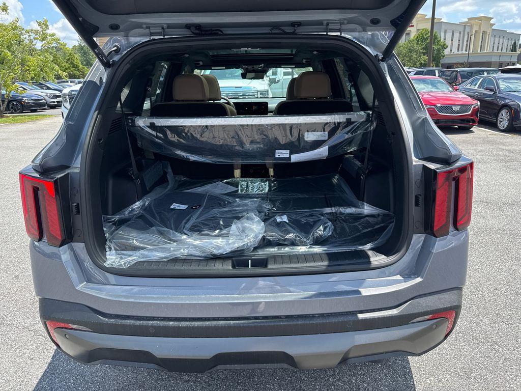 new 2025 Kia Sorento car, priced at $46,270