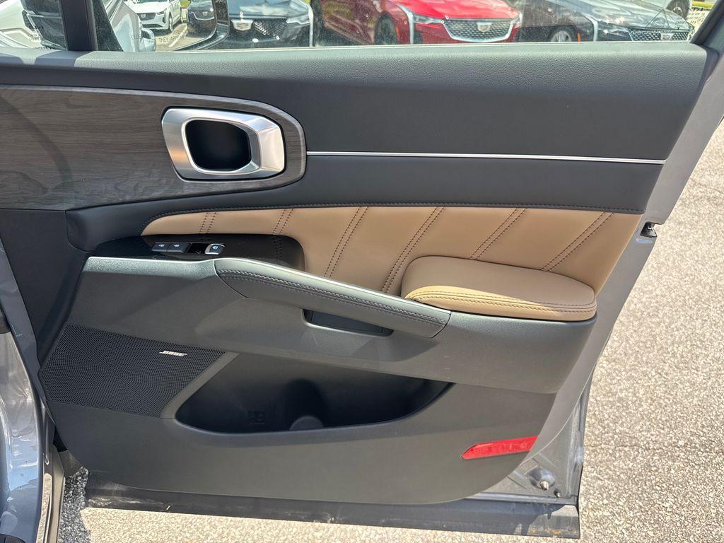 new 2025 Kia Sorento car, priced at $46,270