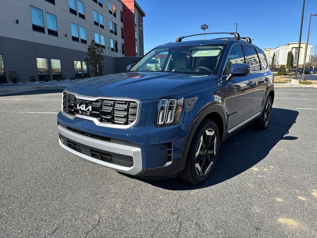 new 2025 Kia Telluride car, priced at $39,895