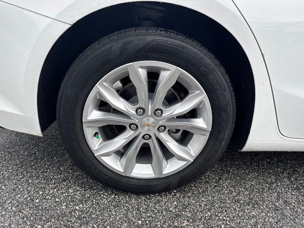 used 2024 Chevrolet Malibu car, priced at $20,598