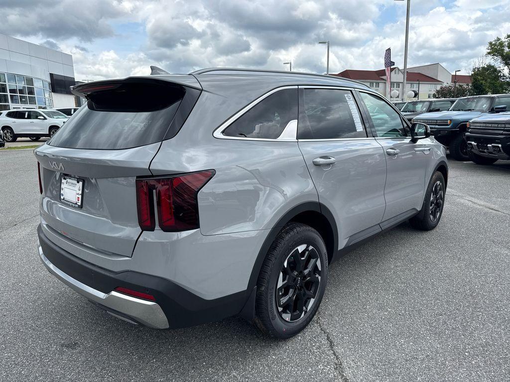 new 2025 Kia Sorento car, priced at $36,651