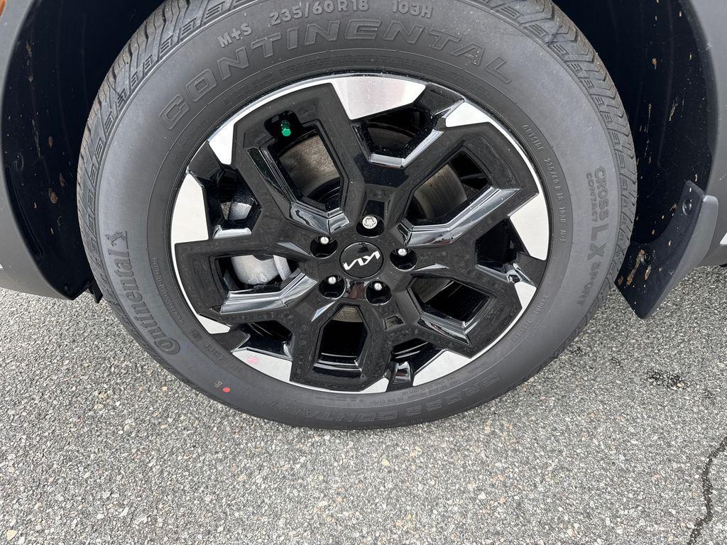 new 2025 Kia Sorento car, priced at $36,651