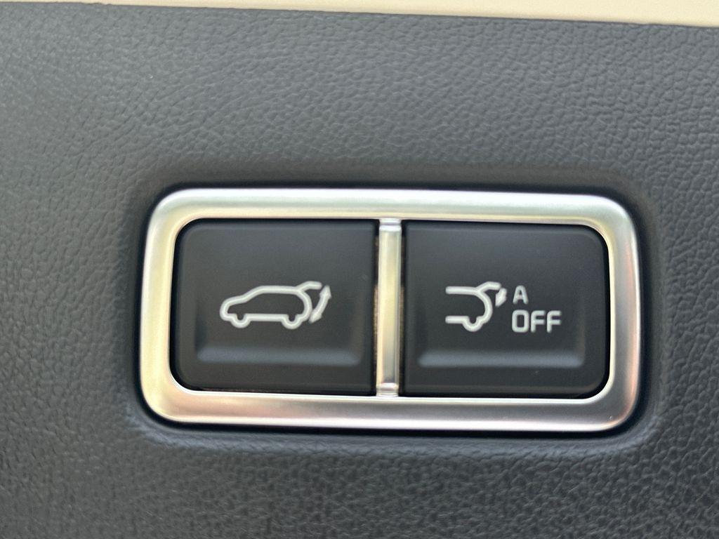 new 2026 Kia Sorento Hybrid car, priced at $47,140