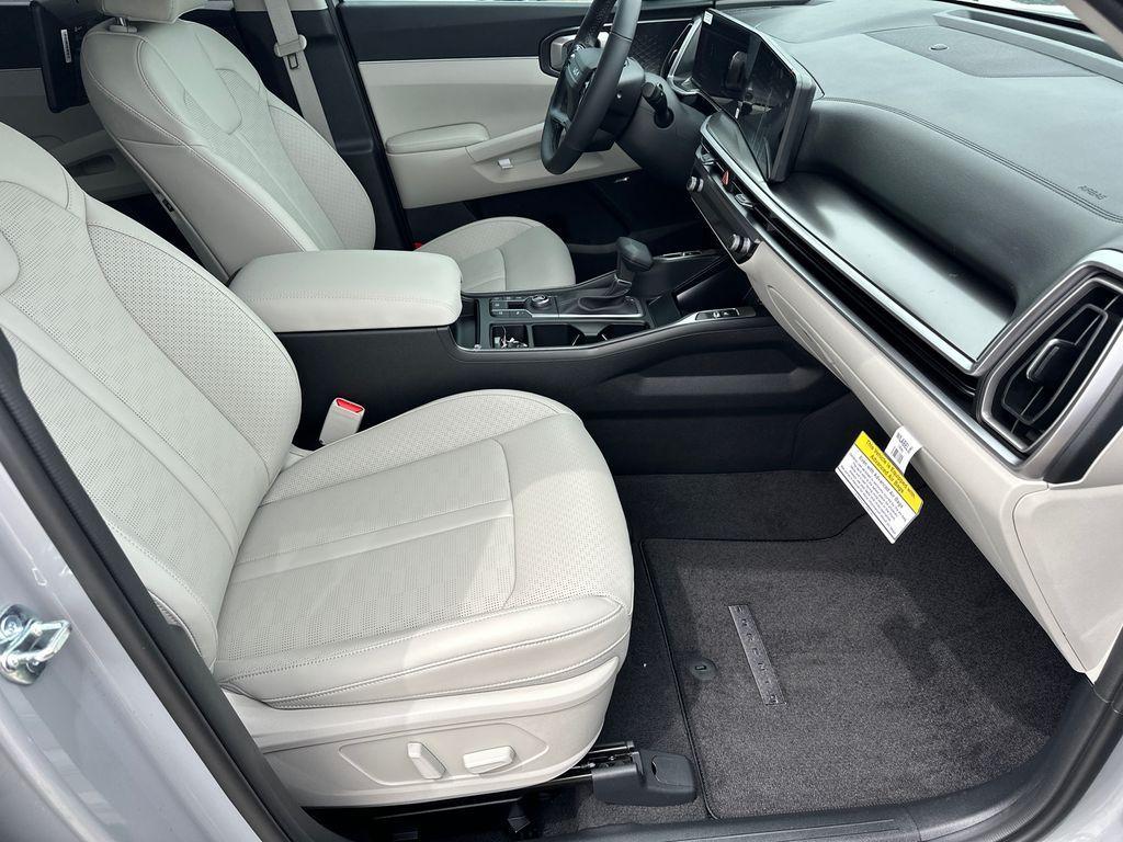 new 2026 Kia Sorento car, priced at $41,810