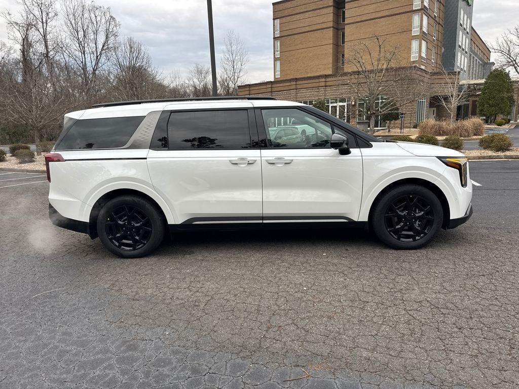new 2026 Kia Carnival Hybrid car