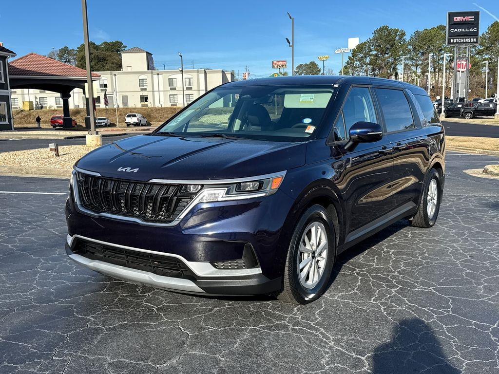 used 2023 Kia Carnival car, priced at $31,500