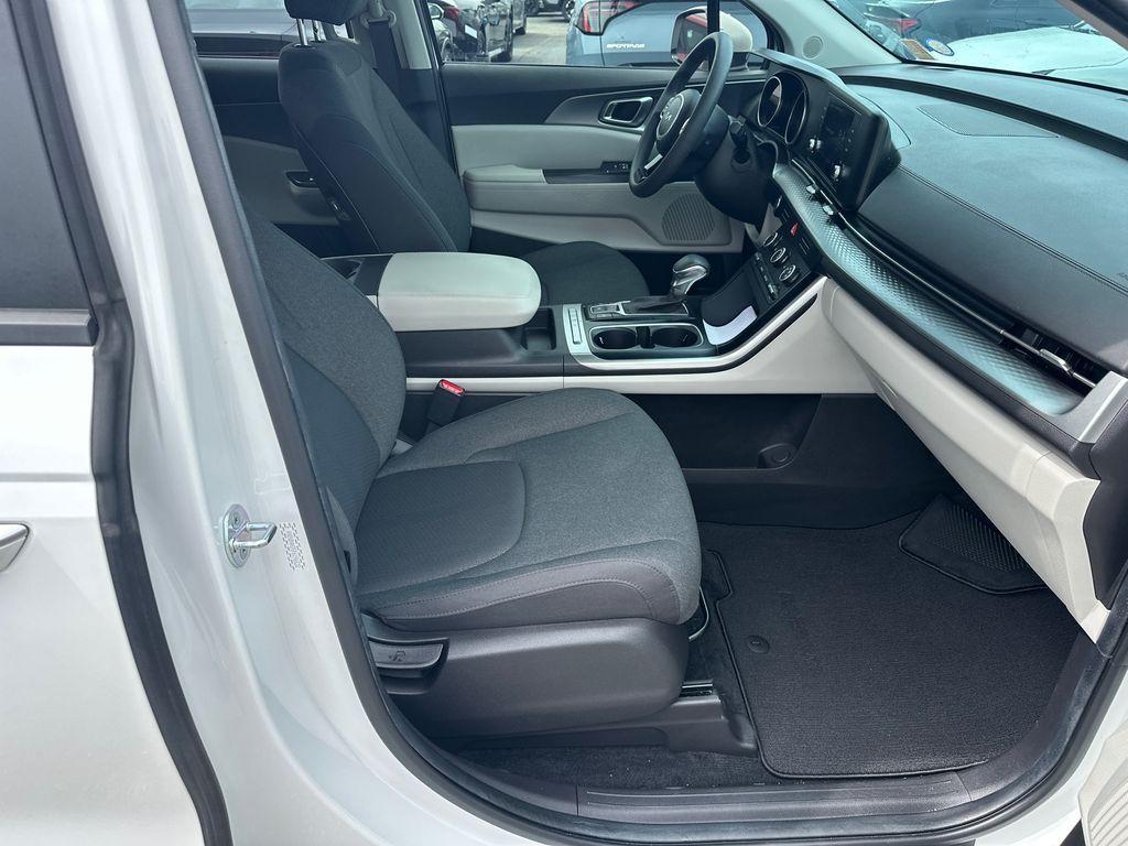 used 2023 Kia Carnival car, priced at $32,498